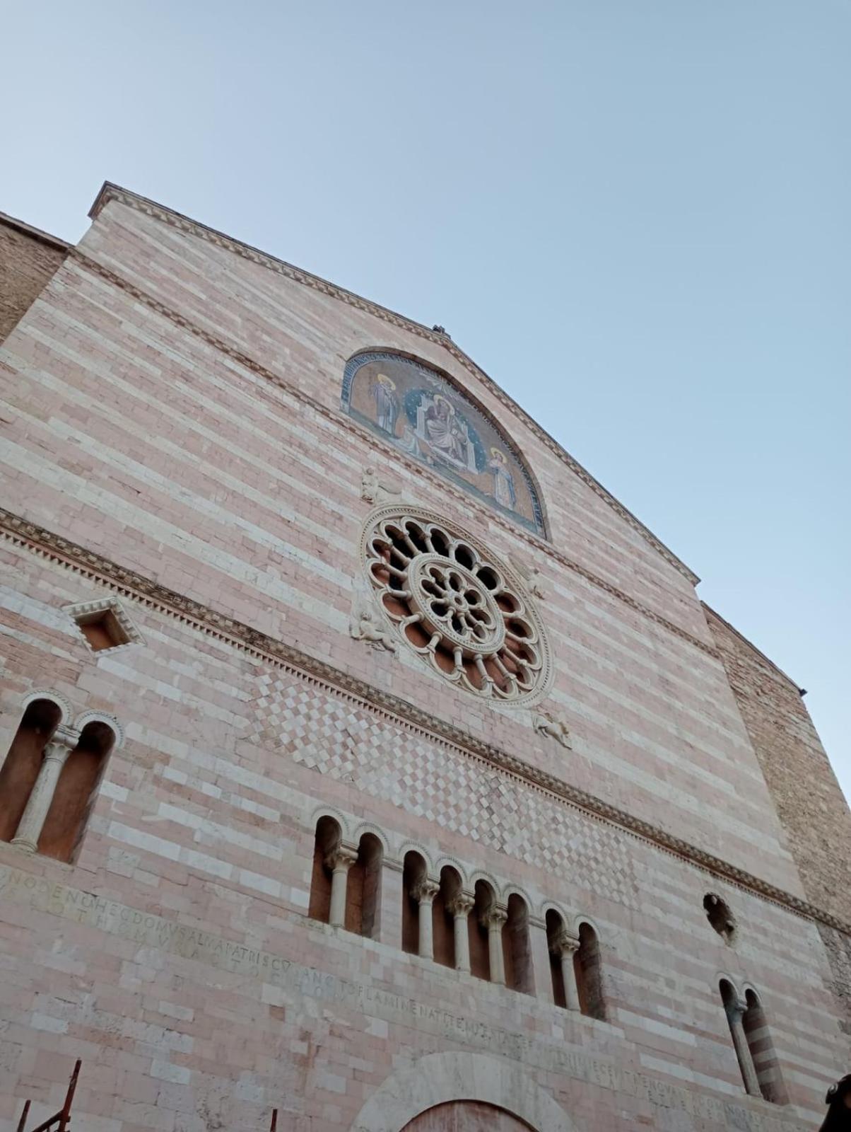 Bed And Breakfast Nikari Foligno Exterior foto